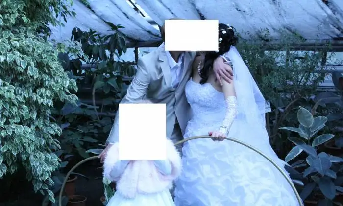 свадебное платье и шубка, фотография 1