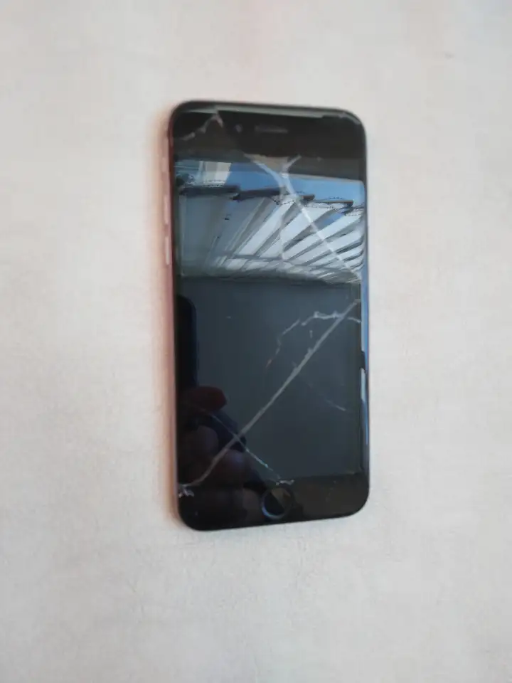 iPhone 6S, 32 ГБ, фотография 7