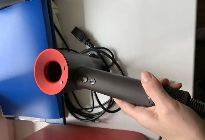 Продам фен Dyson, фотография 1