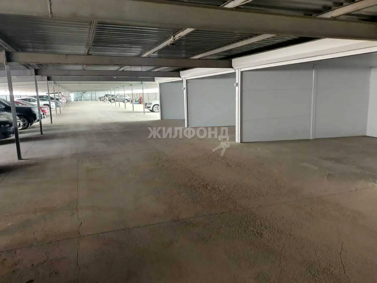 Продается место на закрытой стоянке, 30 м2, фотография 1