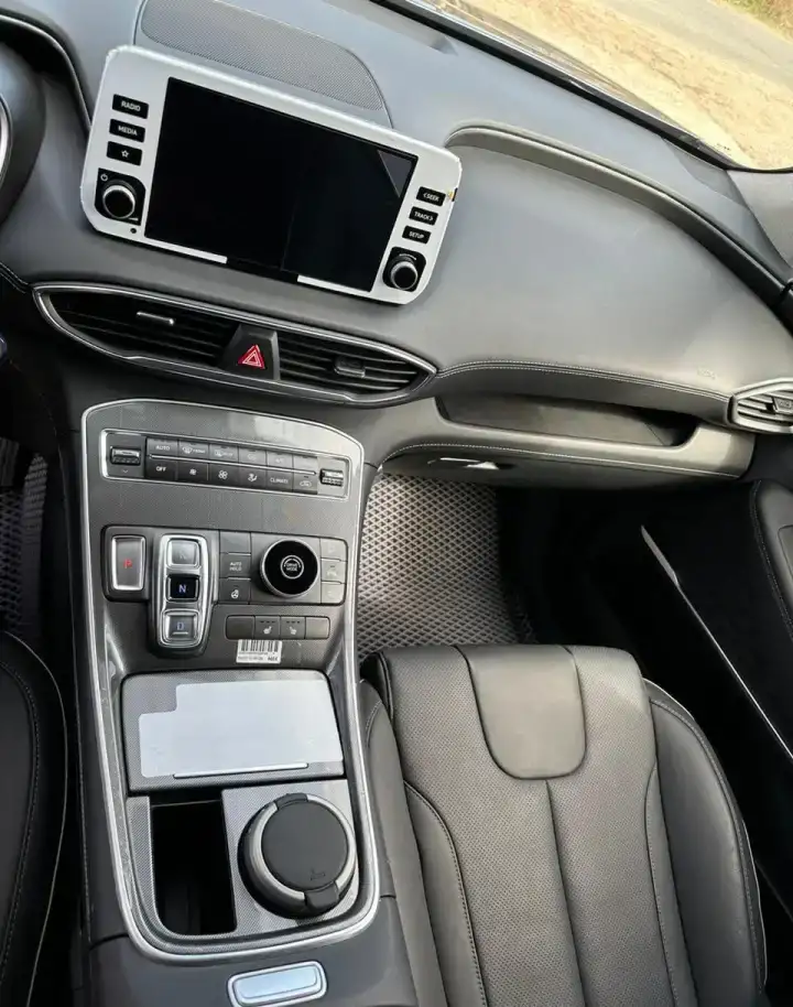 Hyundai Santa Fe 2022, фотография 7