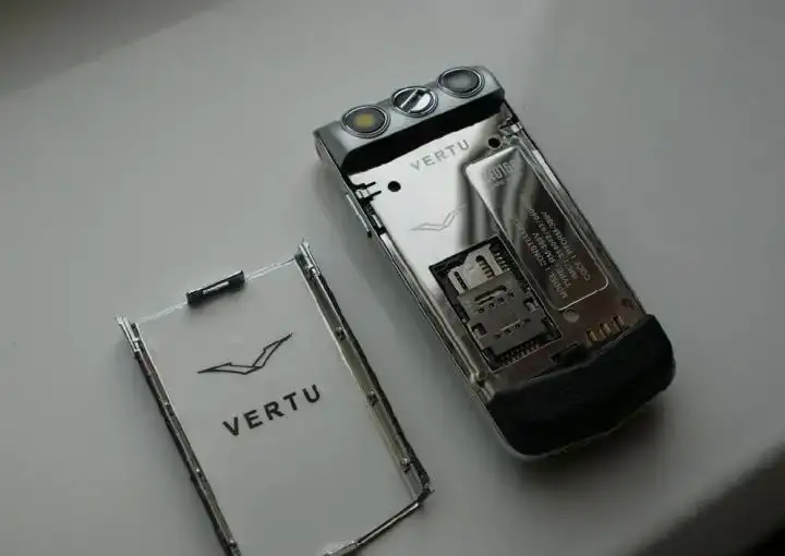 Vertu Constellation Ayxta Black Exclusive, фотография 5