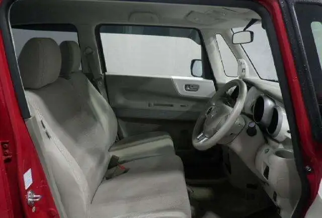 Хэтчбек HONDA N BOX SLASH, фотография 6