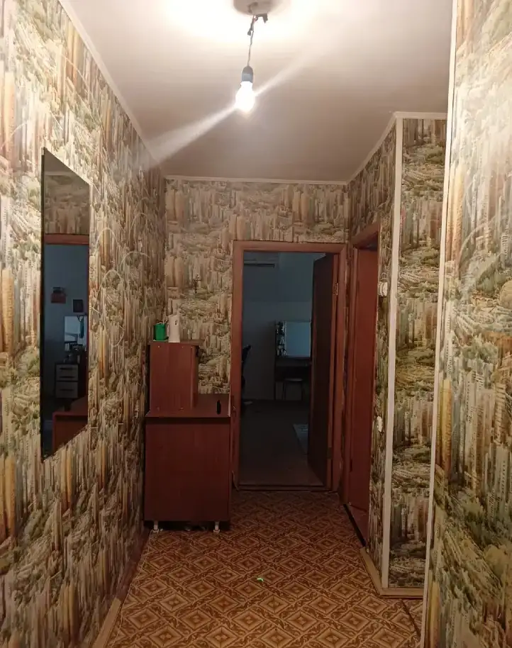 Продам, в-1,18, 57,00 м², 2 эт., в-1,18, фотография 4