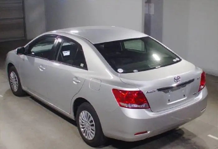Toyota Allion седан полноприводный, фотография 2