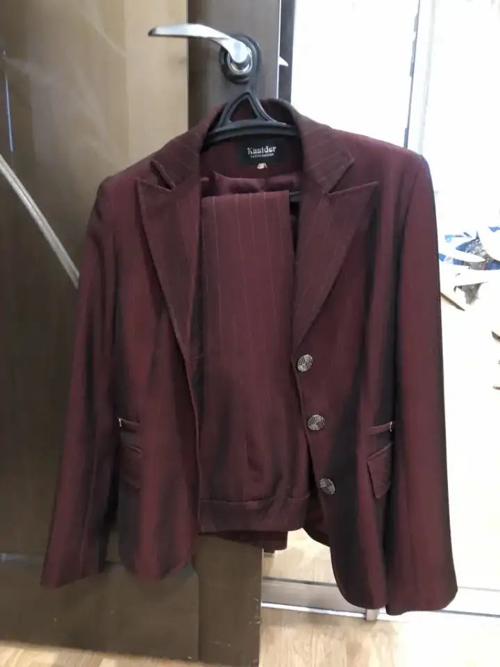 Продам костюм женский 42-44р., фотография 1