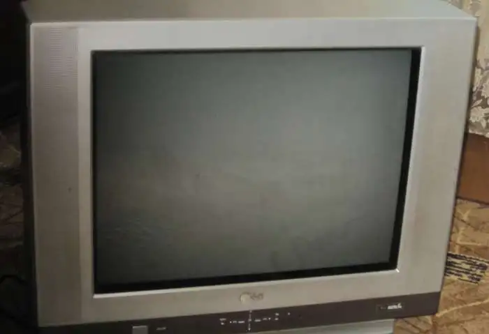 продам телевизор, фотография 1