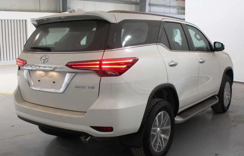 Toyota Fortuner 2020, фотография 2
