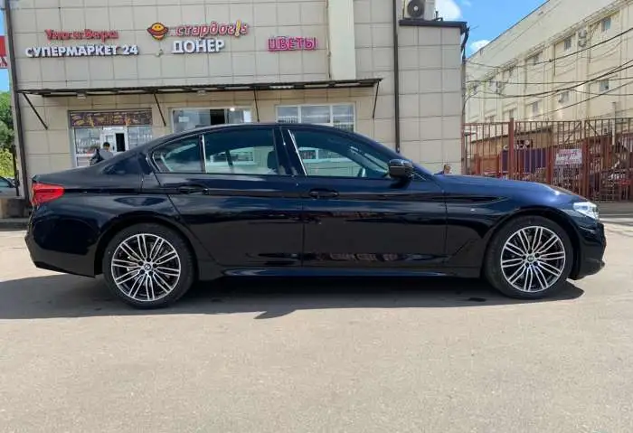 прокат авто ВМW 530D xdrive, фотография 1