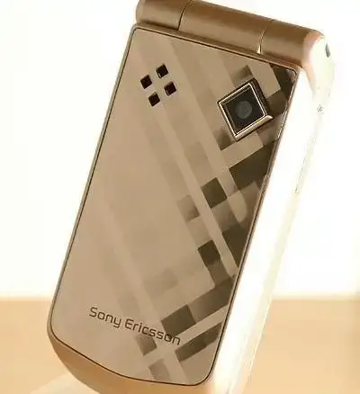 Sony Ericsson Z555i Dusted Rose оригинал, фотография 3