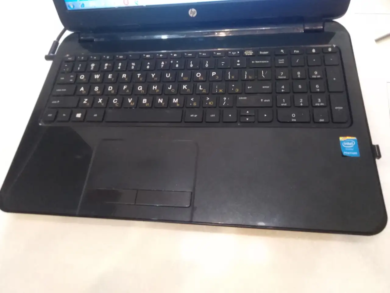 HP 15-r105ne ноутбук 4 ядра intel, фотография 8