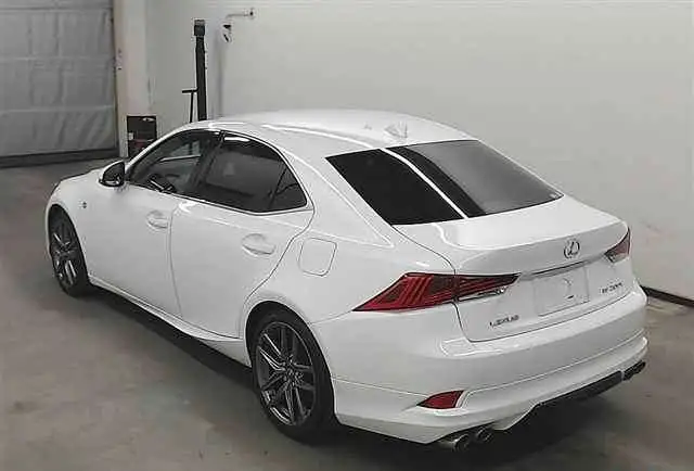 Продажа автомобилей Lexus IS, фотография 3
