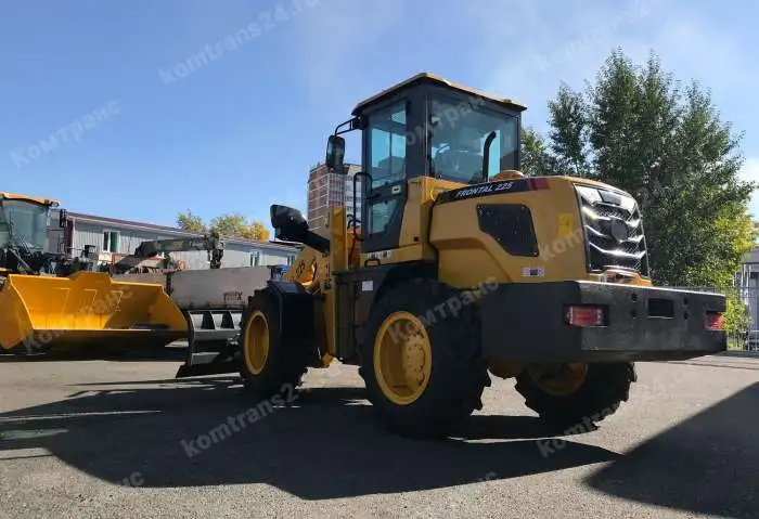 фронтальный погрузчик Frontal 225 с отвалом, фотография 7
