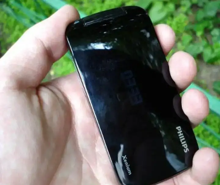 Philips Xenium X530 Black оригинал,комплект., фотография 3