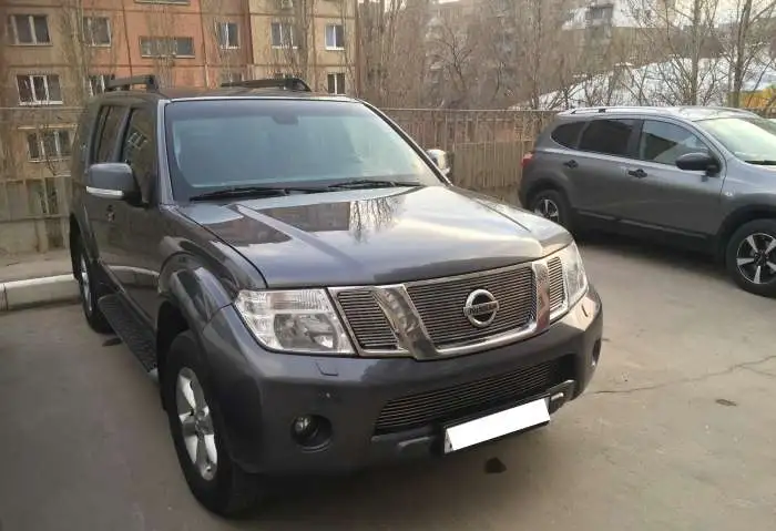 Ниссан патфайндер 2011 Nissan, фотография 2