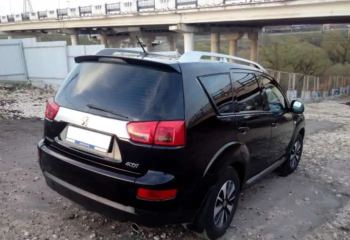 Продам автомобиль Peugeot 4007, фотография 7