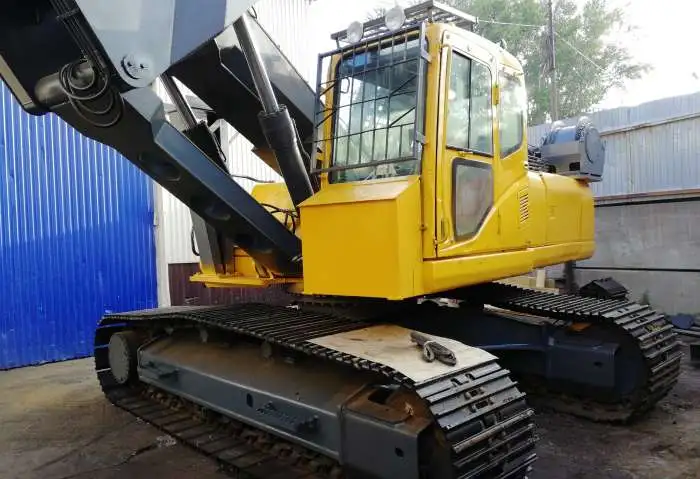 Сваебойно-буровая установка на базе KOMATSU PC-400-7, фотография 3