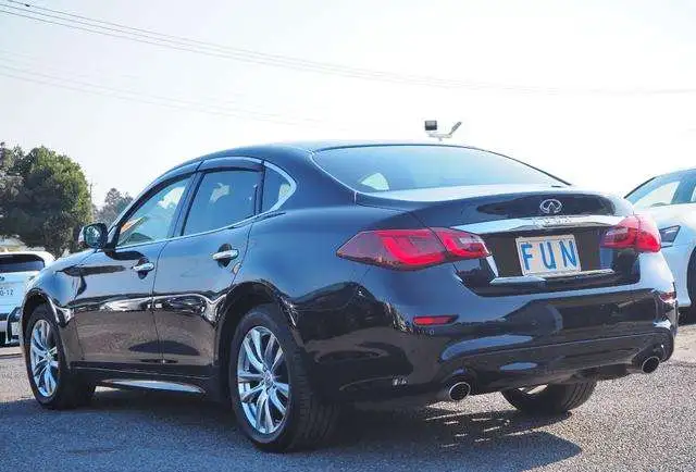 Продажа автомобилей Nissan Fuga, фотография 5