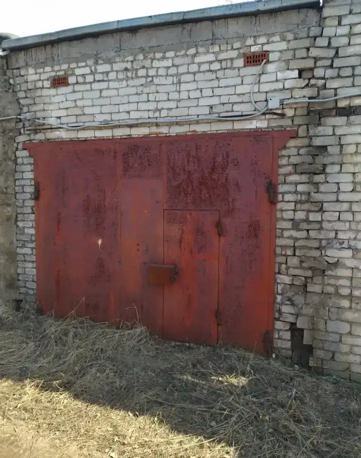 Продам гараж в собственности, ул. Щербакова ГСК КРАССОР 28,00 м2, фотография 1