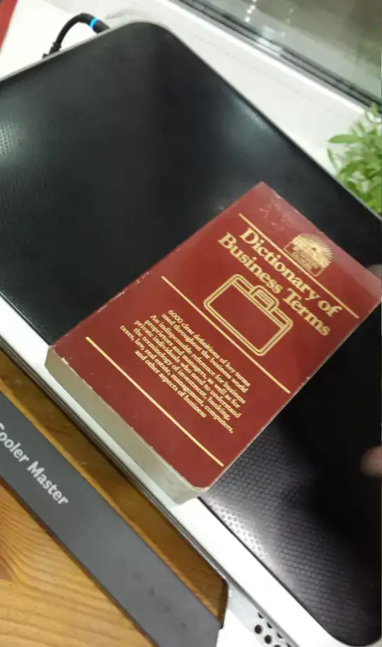 Английский словарь терминов по бизнесу  Dictionary of business Terms  by Jack Friedman  Отпечатано в штат Техас США, фотография 1