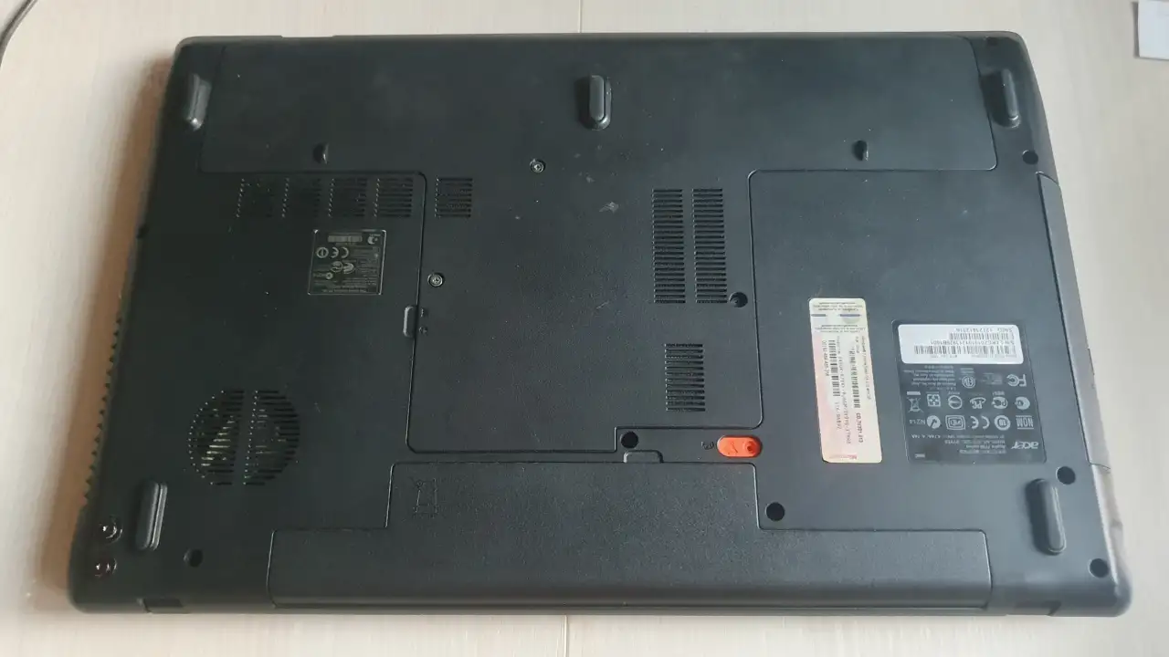 Ноутбук Acer Aspire 7750G, фотография 5