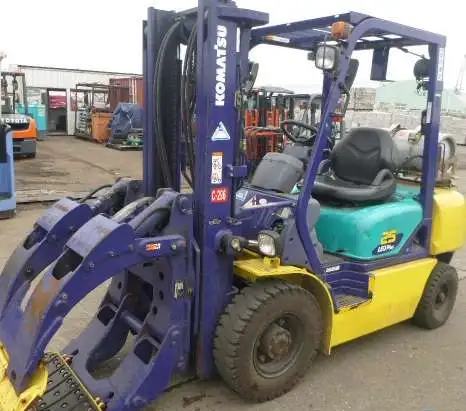 Японский вилочный погрузчик KOMATSU FG25HT, фотография 1