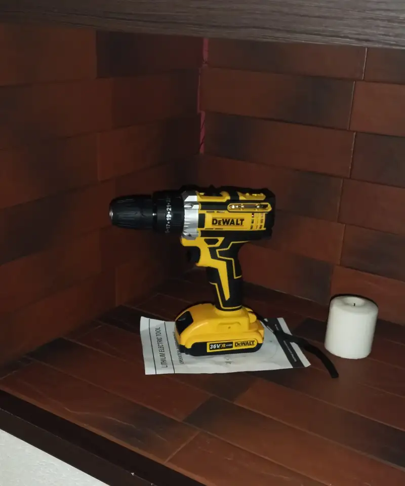 Шуруповёрт DeWalt новый, фотография 3