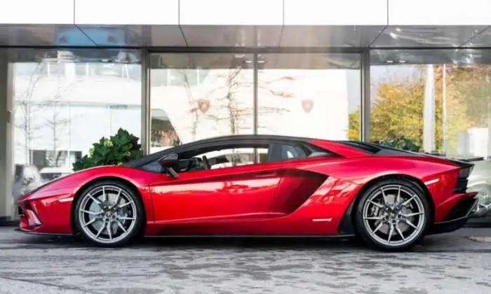 Lamborghini Aventador, 2018 года выпуска, фотография 2