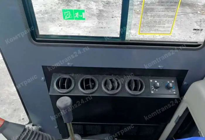 фронтальный погрузчик XCMG LW180FV, фотография 11