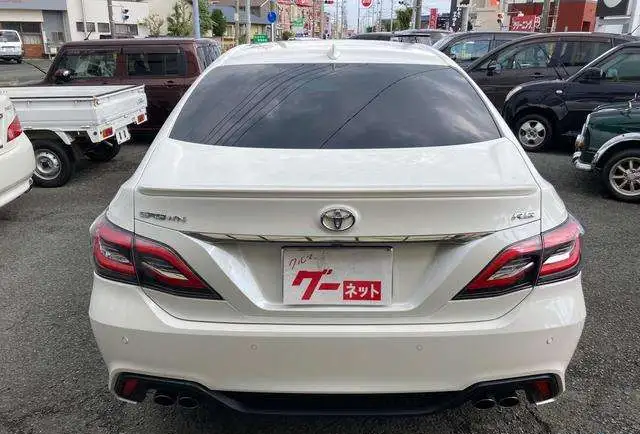 Продажа автомобилей Toyota Crown, фотография 8