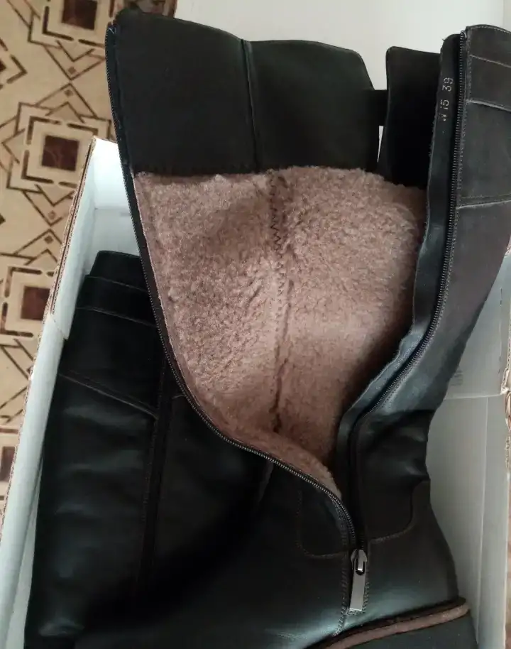 Продам новые зимние сапоги, фотография 2