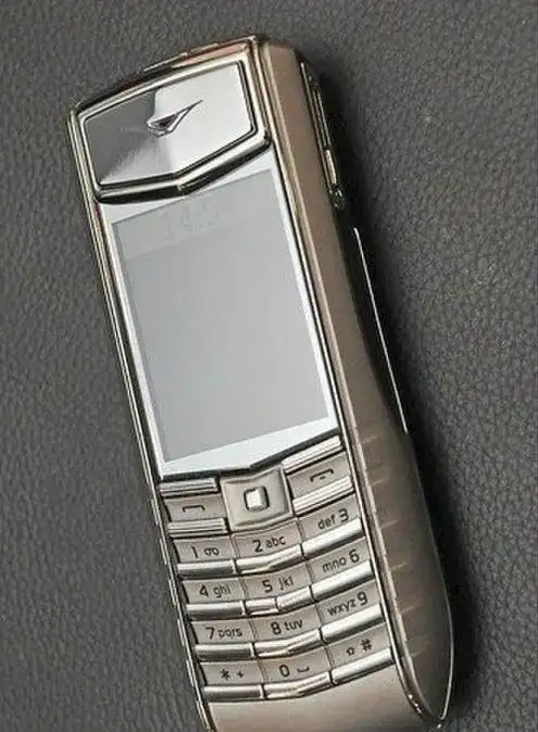 Vertu Ascent Ti русифицирован,комплект, фотография 1