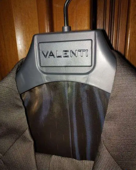 новый костюм  Valenty цвет золотой какао  на свадьбу  мероприятие, фотография 3