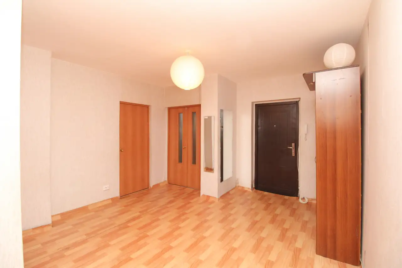 Квартира рядом с Планетой, Алексеева,д. 17, 87,90 м², 8 эт., Советский, Алексеева,д. 17, фотография 2