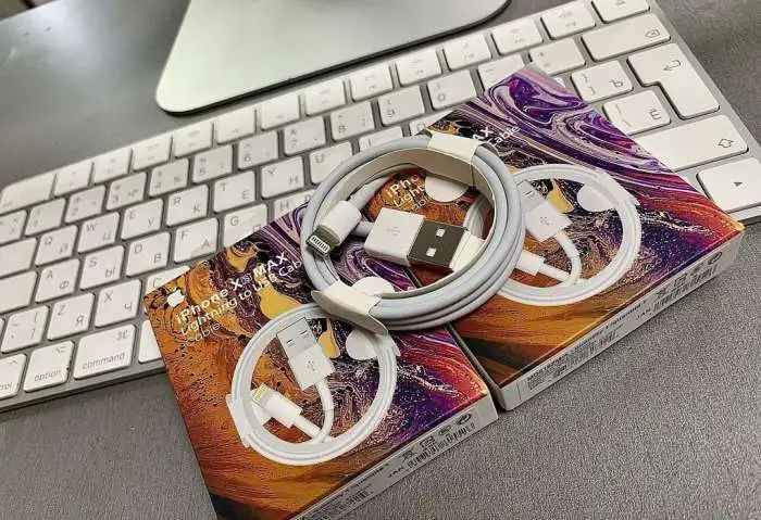 Кабель lightning to USB, фотография 1