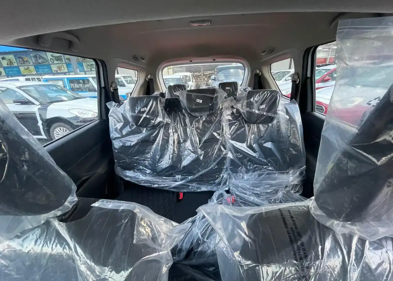 Suzuki Ertiga, фотография 7