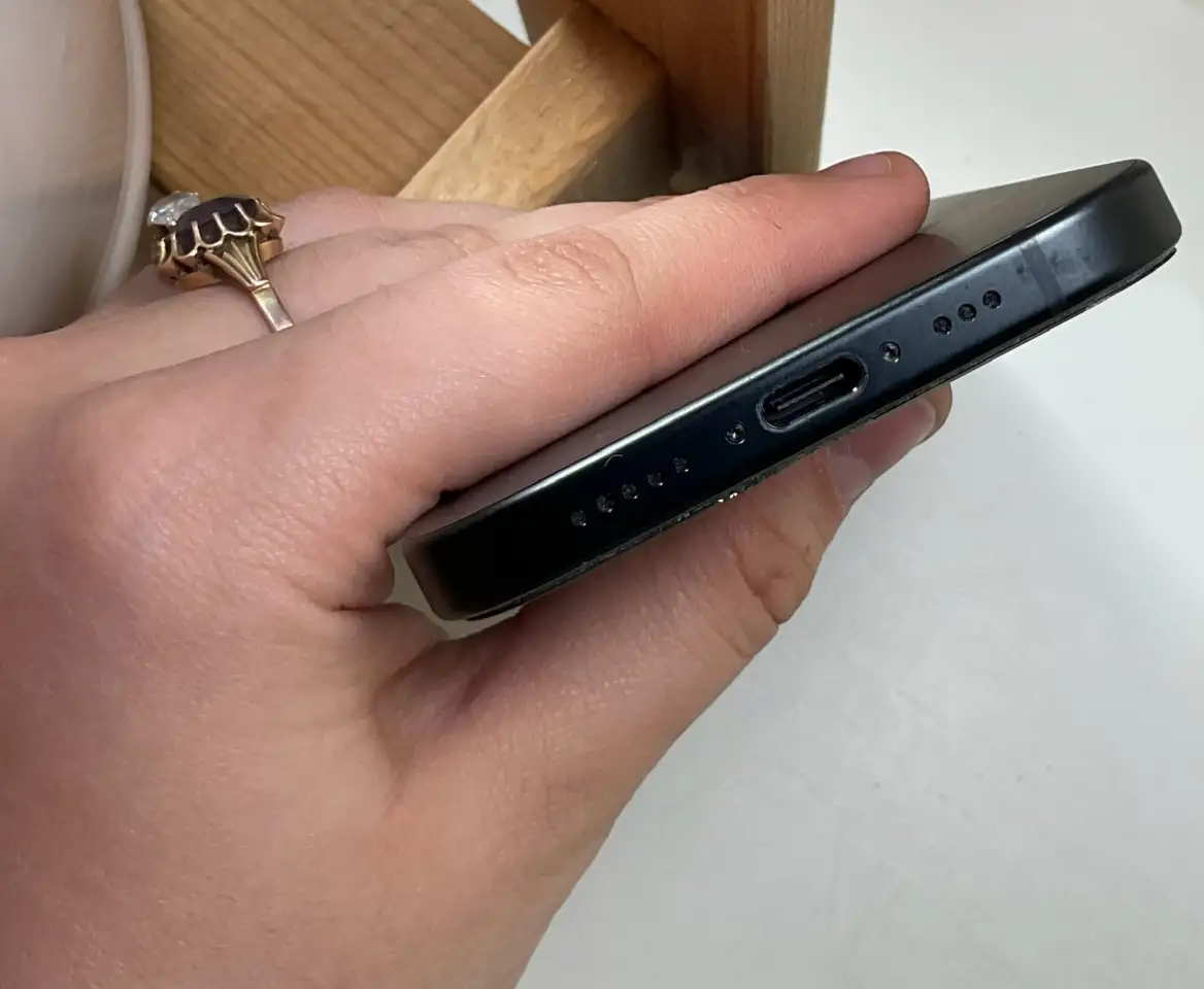 iPhone 15, 128 ГБdual sim, фотография 3