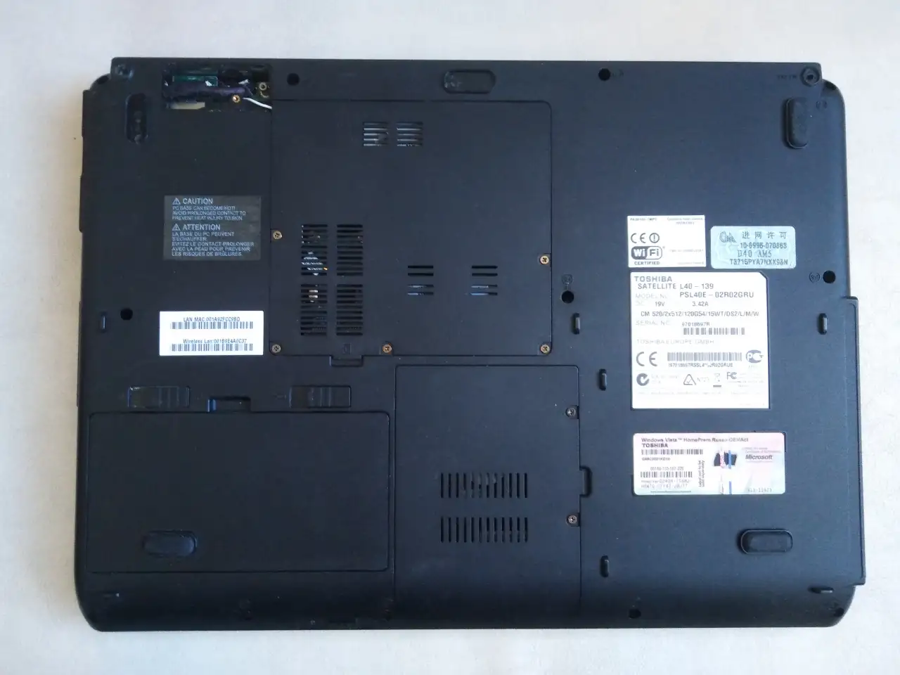 Toshiba L40   на запчасти, фотография 2