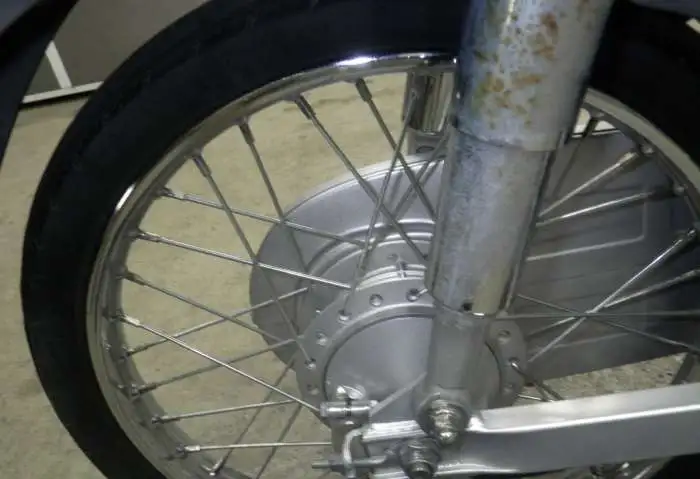 Мотоцикл дорожный Honda Super Cub рама AA04 скутерета корзина рундук гв 2012, фотография 9