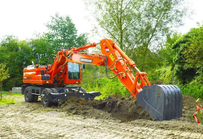Колесный экскаватор Doosan DX210WA в Кемерове от официального представителя завода в РФ, фотография 5