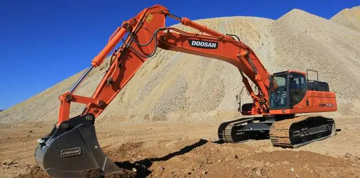 Гусеничный экскаватор Doosan DX420LCA в Тольятти от официального представителя завода в РФ, фотография 3