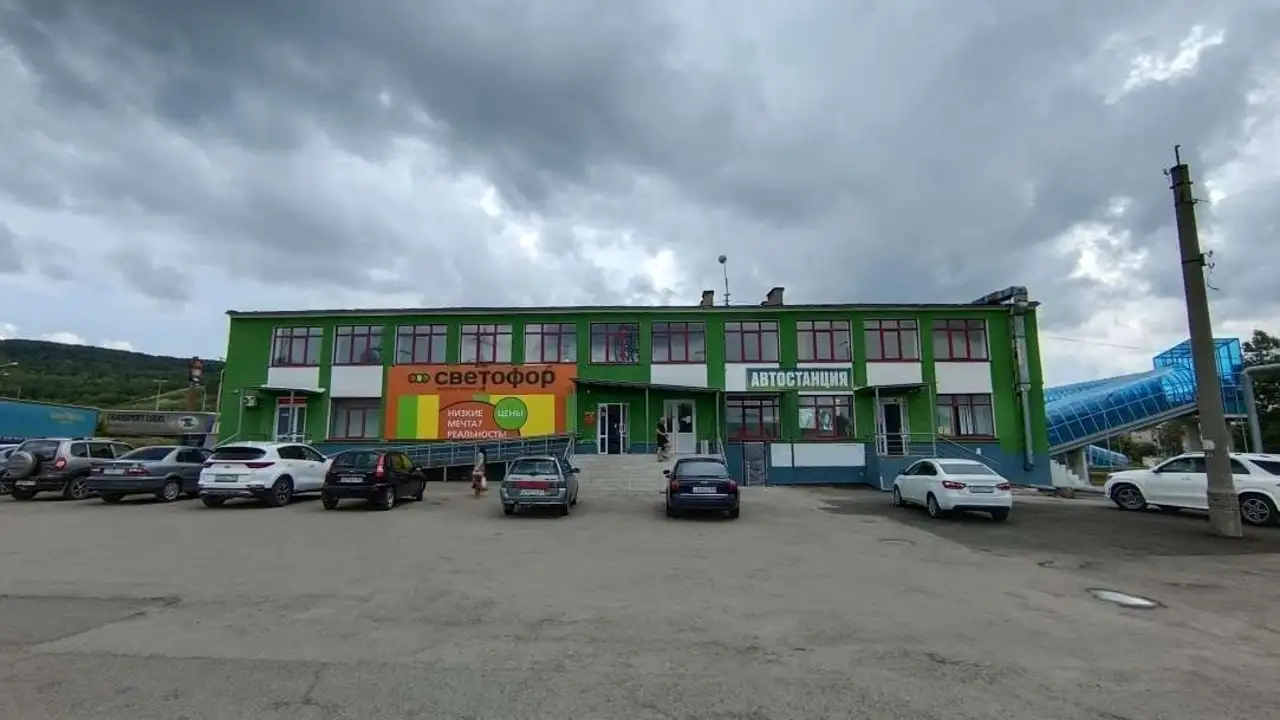 Продам коммерческую недвижимость 1 323,00 м2, Песочная улица, 1, фотография 1