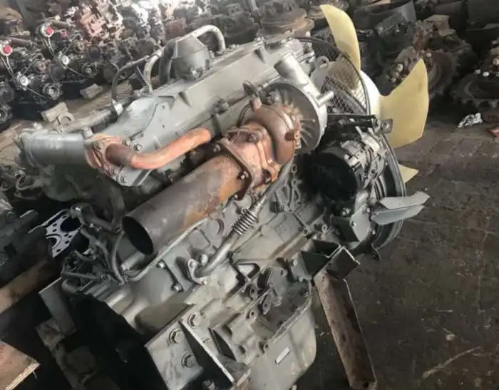 Двигатель Isuzu 4HK1, фотография 3