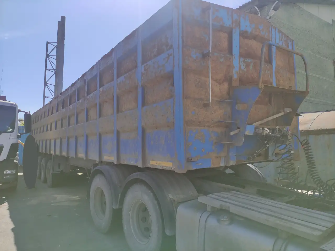 Полуприцеп ломовоз Grunwald 9453, фотография 3