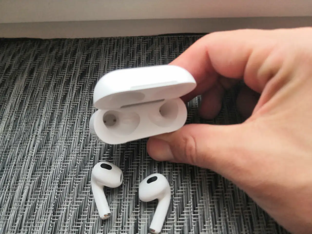 Наушники беспроводные Airpods 3, работают и с андроидом, фотография 9