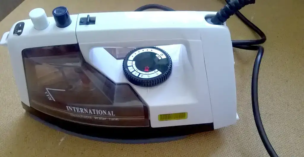 Утюг  INTERNATIONAL, фотография 3