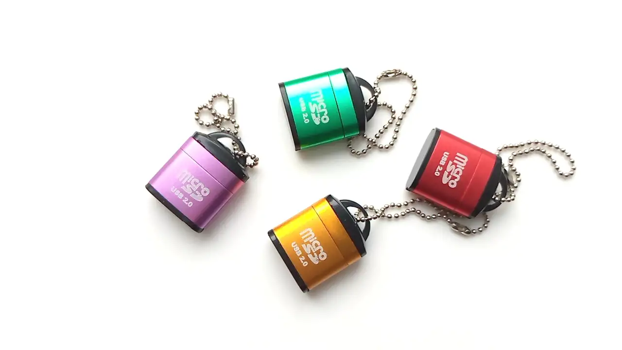 Flash-накопитель 32 Gb с Secure Digital носителем, фотография 5