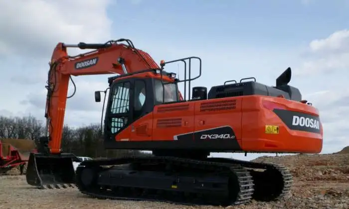 Гусеничный экскаватор Doosan DX340LCA в Кемерово от официального представителя завода в РФ, фотография 5