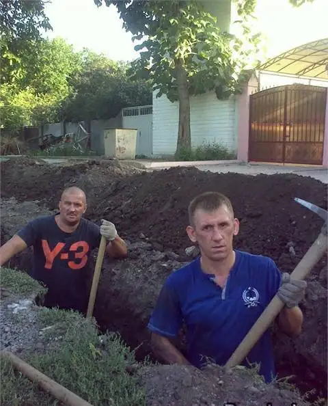  Разнорабочие, земляные работы, фотография 1