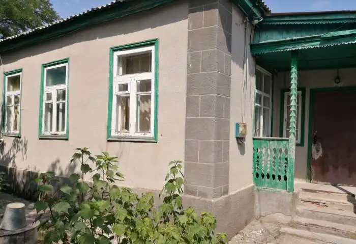 дом 55м2 в ст Суворовская Ставрапольский край, г ул Советская 52 55,00 м2, фотография 1
